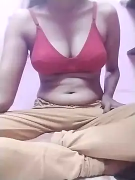 Snapshot of Tamilpriya46 chatting on 19, 2, 2025 Tamilpriya46 online show from 19, 2, 2025