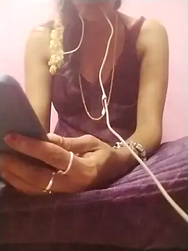 Snapshot of Tamilpriya46 chatting on 28, 2, 2025 Tamilpriya46 online show from 28, 2, 2025