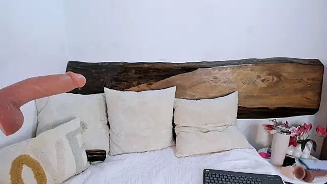 Abrilqueen online show from 30, 9, 2025