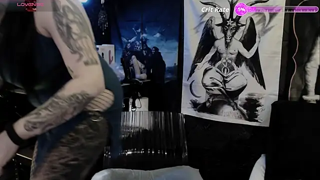 Evil Queen 666 online show from 12, 2, 2026