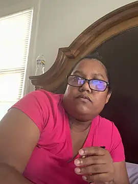 Snapshot of ebonyred chatting on 10, 7, 2026 ebonyred online show from 10, 7, 2026
