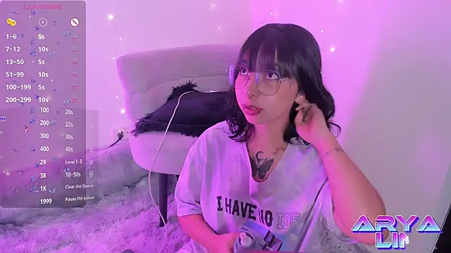 arysUwU online show from 11, 4, 2026