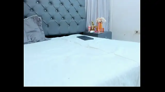 mariiana murillo01 online show from 5, 1, 2025