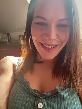 Snapshot of Lady_Knaller chatting on 8, 3, 2025 Lady Knaller online show from 8, 3, 2025