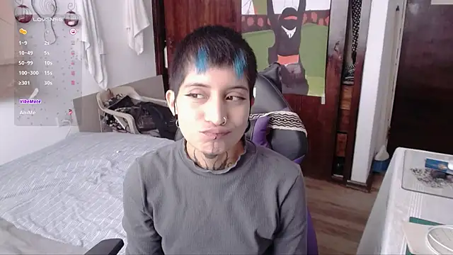 Snapshot of _Apola_77 chatting on 21, 10, 2025 Apola 77 online show from 21, 10, 2025