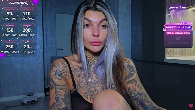 Snapshot of tattooedBabyy chatting on 28, 1, 2025 tattooedBabyy online show from 28, 1, 2025