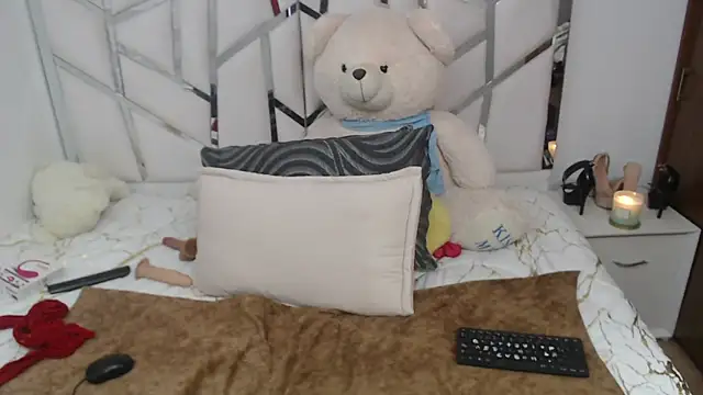 celestesouzalatin online show from 18, 3, 2026