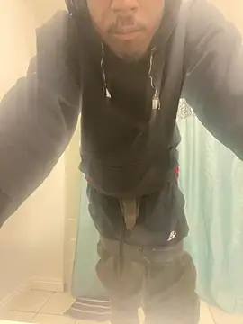 Snapshot of chocolatemeatstick25 chatting on 12, 2, 2025 chocolatemeatstick25 online show from 12, 2, 2025