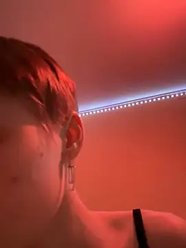 Snapshot of Crayzy_Luv chatting on 19, 2, 2025 Crayzy Luv online show from 19, 2, 2025