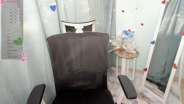 Snapshot of Lexy_flower chatting on 8, 2, 2025 Lexy flower online show from 8, 2, 2025