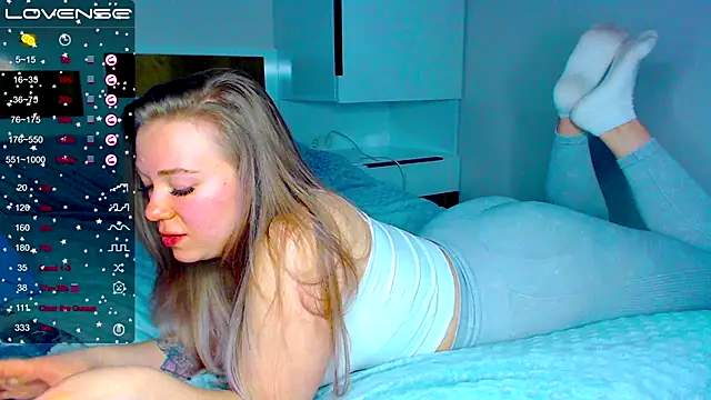 kitti kaattt online show from 22, 2, 2025