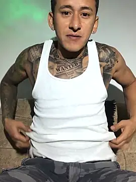 Snapshot of CristopherSexyBoy chatting on 6, 3, 2025 CristopherSexyBoy online show from 6, 3, 2025