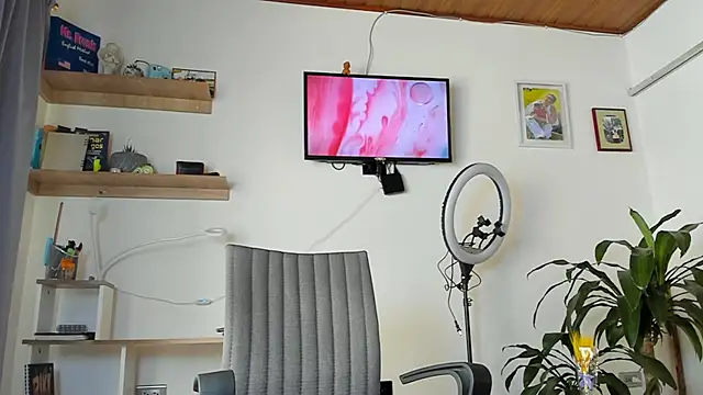 manucute 23  online show from 7, 1, 2026