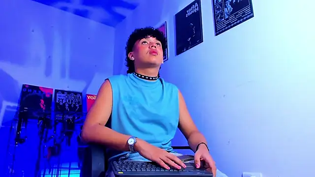 Snapshot of GaelOconnerr chatting on 8, 2, 2025 GaelOconnerr online show from 8, 2, 2025