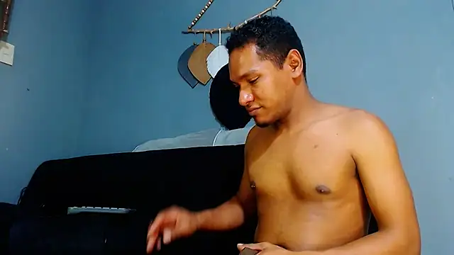 Grandeygruesa1 online show from 18, 3, 2025