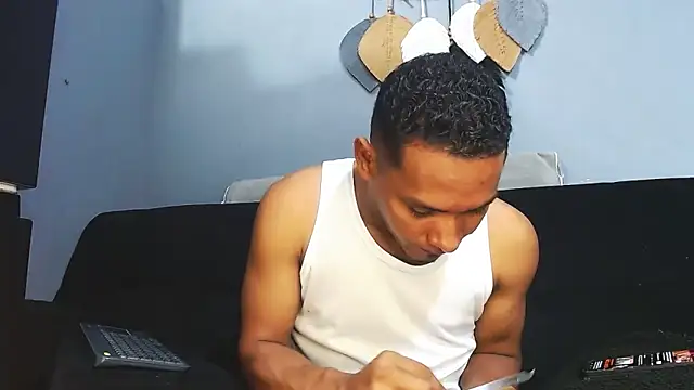 Grandeygruesa1 online show from 10, 11, 2025