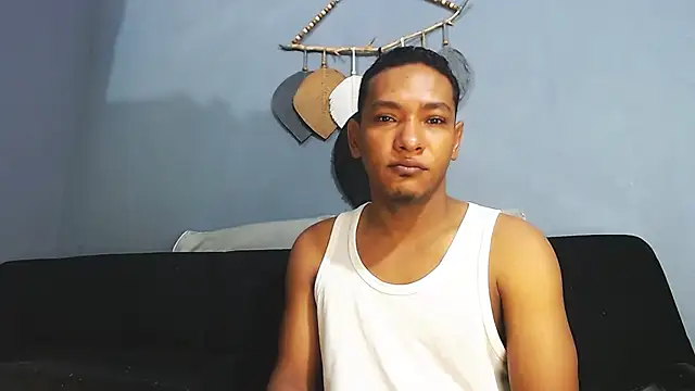 Snapshot of Grandeygruesa1 chatting on 2, 5, 2026 Grandeygruesa1 online show from 2, 5, 2026