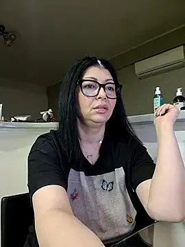 Milf Abigail online show from 18, 3, 2026