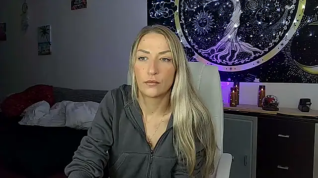 SexxyLiviaa online show from 2, 11, 2025