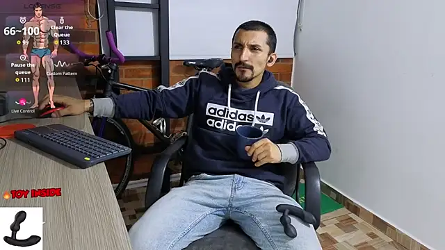Snapshot of Marck_Muscle chatting on 3, 10, 2025 Marck Muscle online show from 3, 10, 2025