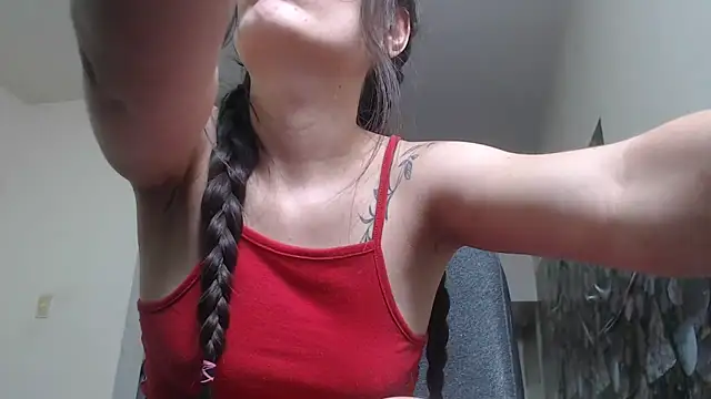 Snapshot of Karla_sweed chatting on 5, 10, 2025 Karla sweed online show from 5, 10, 2025