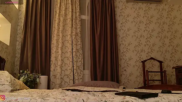 Neko Kimiko online show from 19, 1, 2025