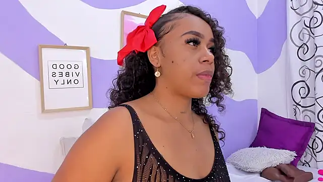 MONAAXXX  online show from 25, 1, 2025