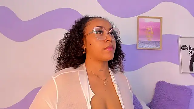 MONAAXXX  online show from 15, 3, 2025