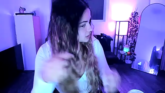 MelSaunders online show from 21, 11, 2025