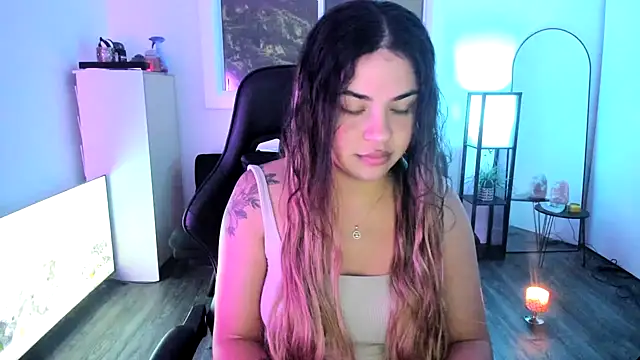 MelSaunders online show from 28, 11, 2025