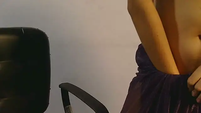 sexy twisha online show from 18, 3, 2025