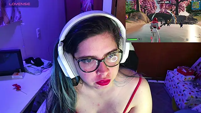 Vallolet Spencer online show from 10, 12, 2024