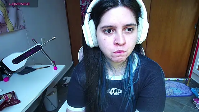 Vallolet Spencer online show from 9, 2, 2025