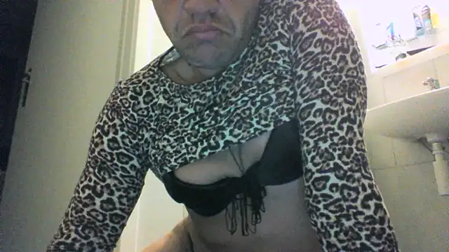 susilover6969x6969 online show from 31, 3, 2026