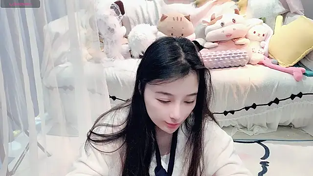 Snapshot of AKiKi711 chatting on 5, 3, 2026 AKiKi711 online show from 5, 3, 2026