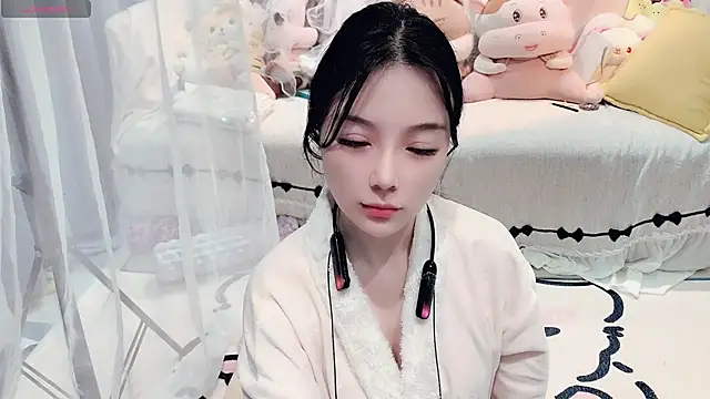 Snapshot of AKiKi711 chatting on 1, 4, 2026 AKiKi711 online show from 1, 4, 2026