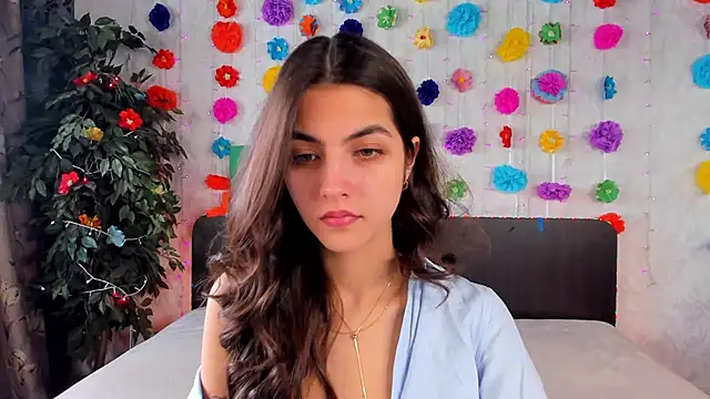 Milana Crystal  online show from 17, 3, 2025