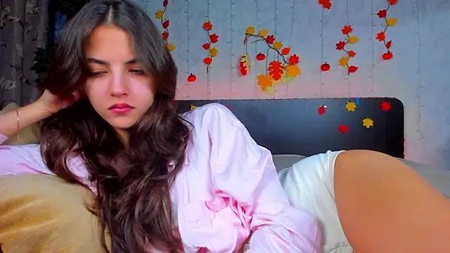 Milana Crystal  online show from 26, 10, 2025