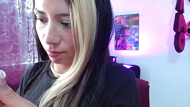 squirt charlott online show from 24, 9, 2025