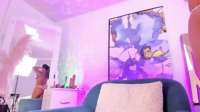 Danna Ramiirez online show from 10, 2, 2025