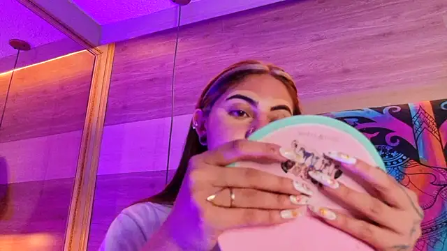 Cori Paige online show from 25, 2, 2026