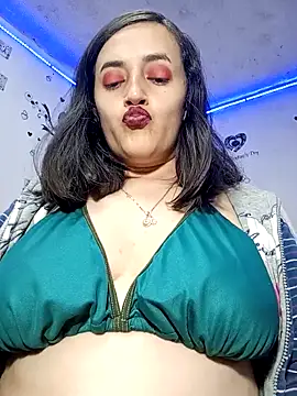 Snapshot of anndreapds chatting on 3, 10, 2025 anndreapds online show from 3, 10, 2025