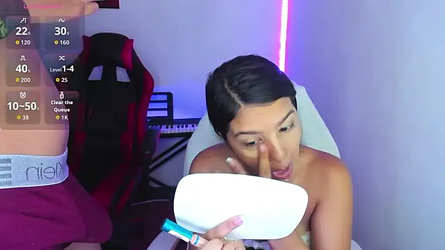 Snapshot of jessi_and_boy chatting on 31, 1, 2026 jessi and boy online show from 31, 1, 2026