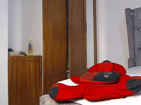 chococreamie online show from 3, 3, 2025