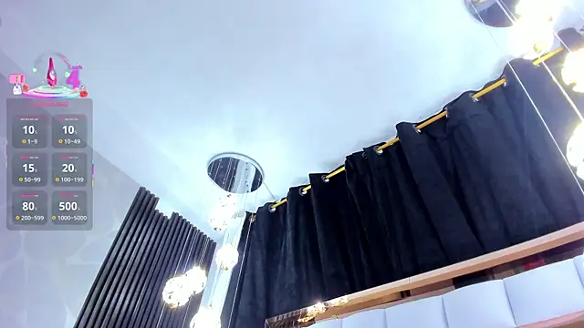 SarayRoyse online show from 29, 10, 2025