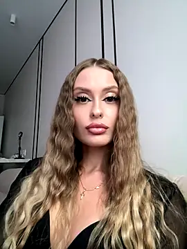 Snapshot of Sweet__Milly chatting on 12, 9, 2025 Sweet Milly online show from 12, 9, 2025