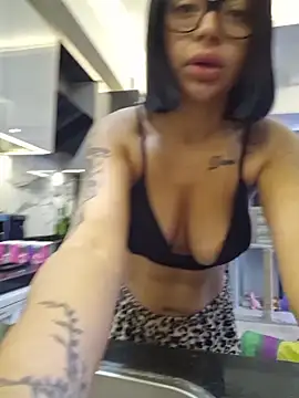 Esmertarcinim online show from 4, 12, 2025