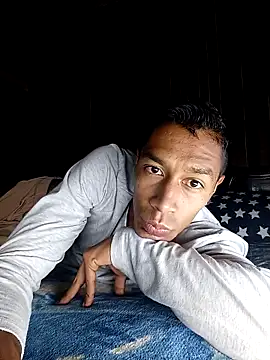 Snapshot of DEMARCOUS_NM chatting on 8, 5, 2026 DEMARCOUS NM online show from 8, 5, 2026