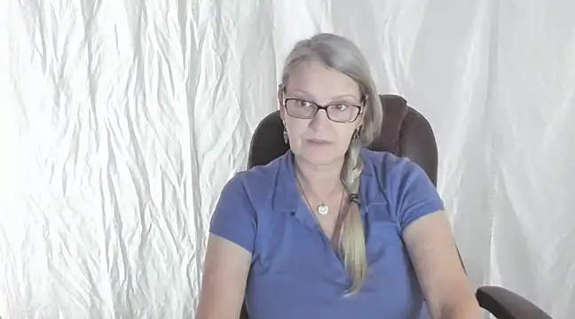 irinamaux online show from 26, 2, 2025