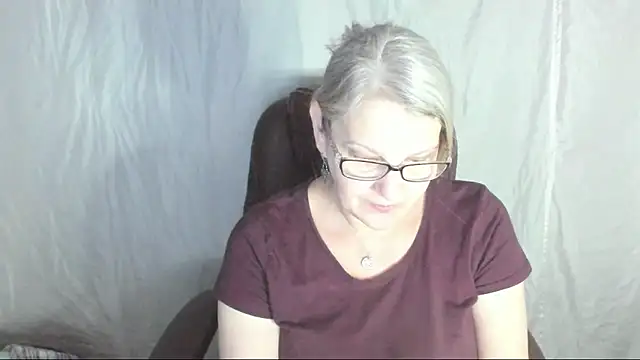 irinamaux online show from 6, 3, 2025